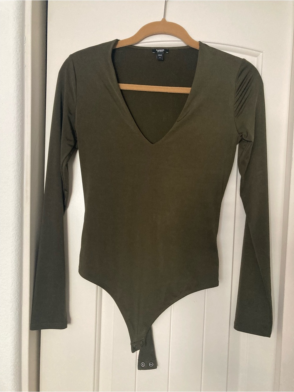 Express Body Contour V-Neck Long Sleeve Thong Bodysuit Olive Green Size S